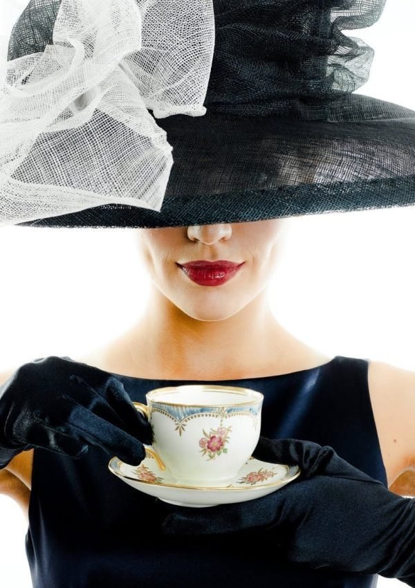 Manners Of Modern Women
