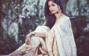 Woman’s Clothing As Protection, beautiful indian woman in saree, energetics of clothing | The Sublime Woman