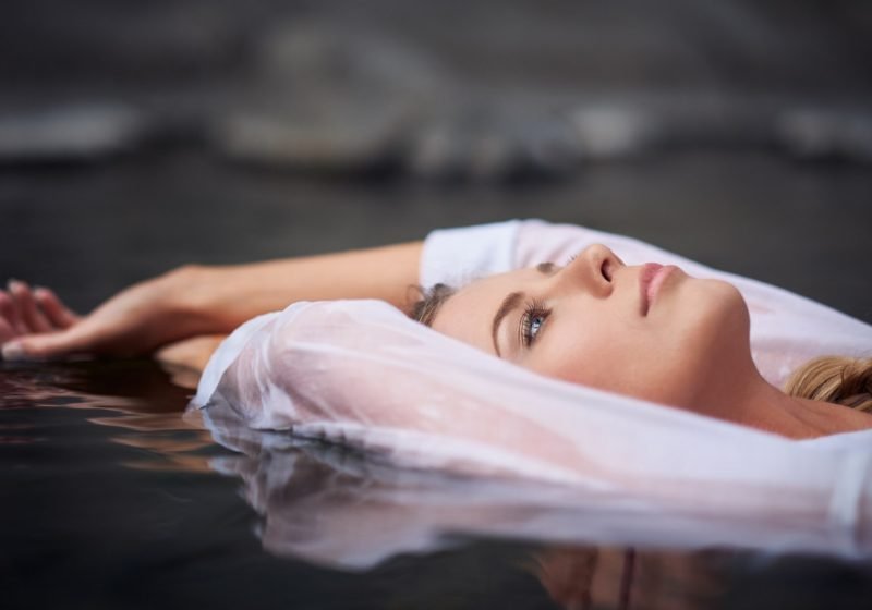 Practice: Magical Woman’s Practice of Relaxation, beautiful relaxing woman in water, feminine relaxation | The Sublime Woman