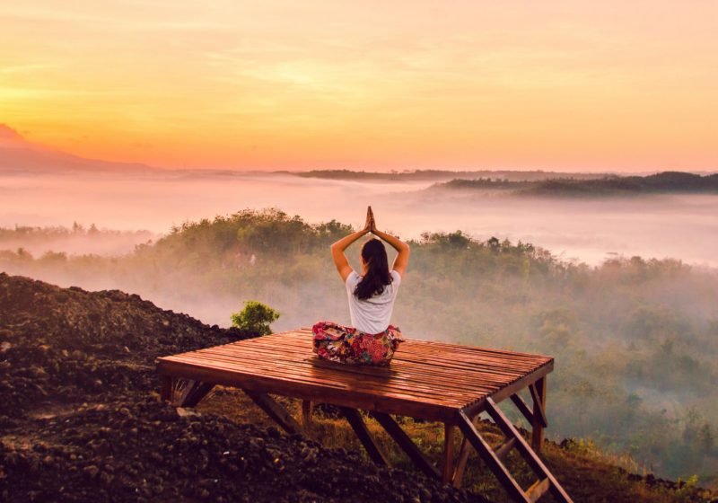 Early Birds Ayurveda on Waking Up woman in the morning | The Sublime Woman