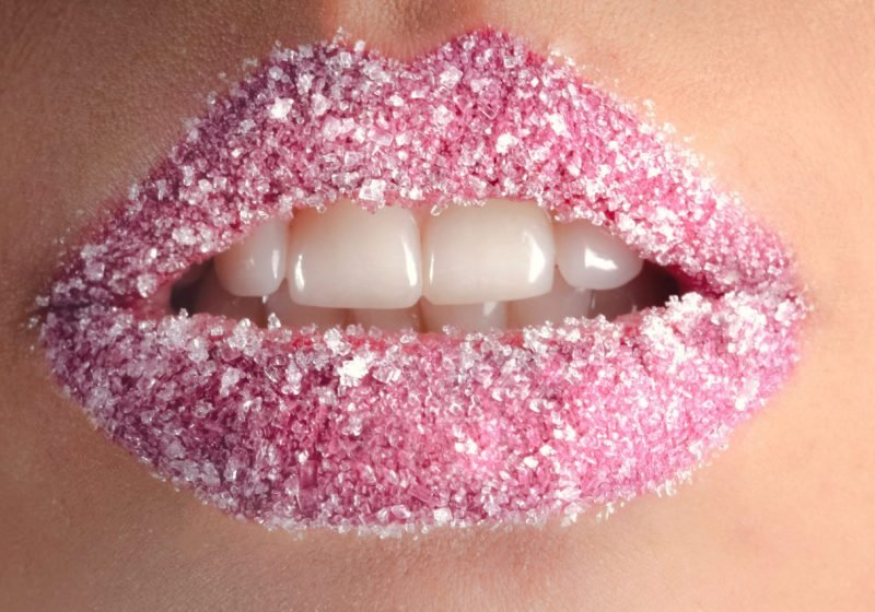 Practice Reviving Sacrum woman pink lips with sugar | The Sublime Woman