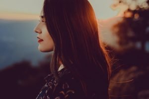 10 Rules of a True Lady beautiful young woman red lips | The Sublime Woman