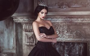 Five Oriental Feminine Archetypes, The Queen, The Sublime Woman