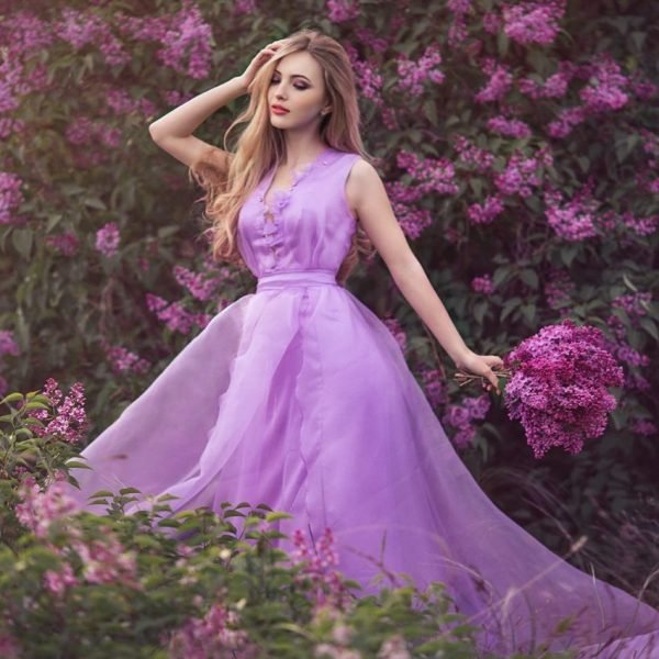 What Femininity Does To a man, Why Being feminine is important, feminine magic, women, woman, The Sublime Woman