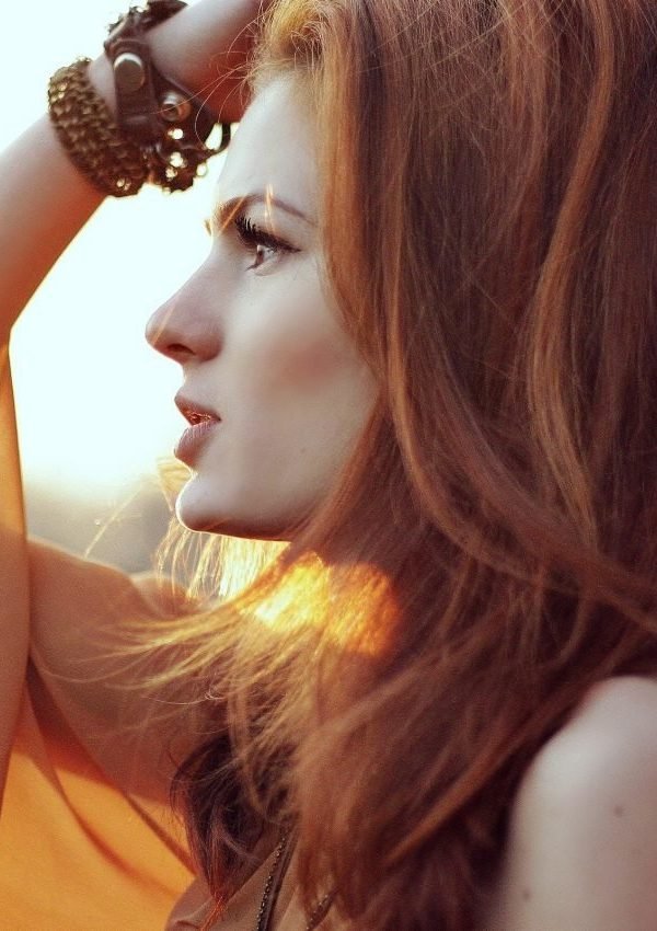 10 Steps To Reconnect With Your Feminine Power
