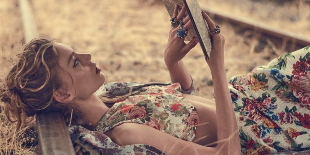 8 Ways To Keep Your Feminine Energy, Ways to Conserve Feminine Energy, How To Keep Energy For a Woman, The Sublime Woman