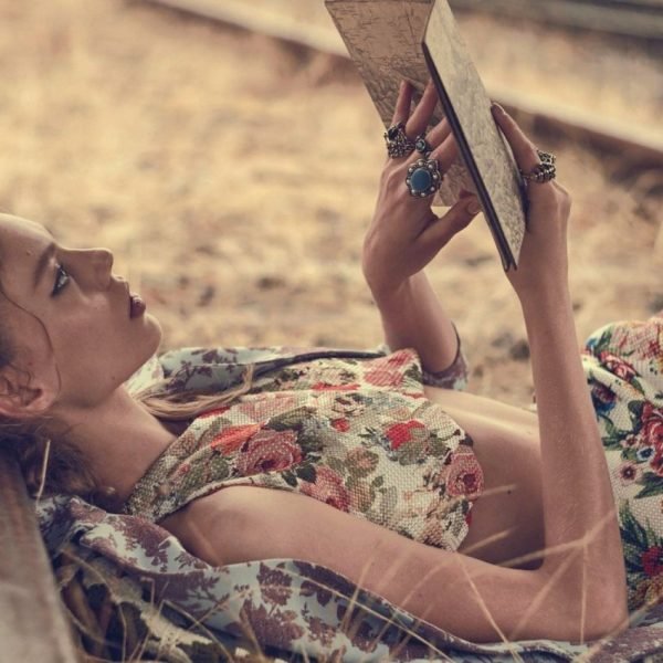 8 Ways To Keep Your Feminine Energy, Ways to Conserve Feminine Energy, How To Keep Energy For a Woman, The Sublime Woman