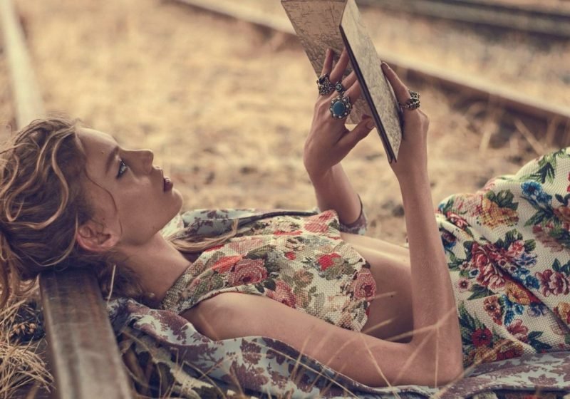 8 Ways To Keep Your Feminine Energy, Ways to Conserve Feminine Energy, How To Keep Energy For a Woman, The Sublime Woman