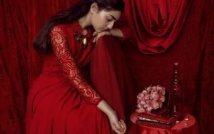 Woman's Practices on Tuesday, Tuesday Feminine Practices, Tuesday Mars Energy, Beautiful woman in red, The Sublime Woman