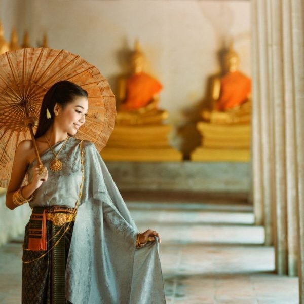 Why Femininity Is Attracticve Ancient Secrets from China, Chinese Secrets of Femininity, Feminine asian woman, Oriental beautiful femininity, The Sublime Woman