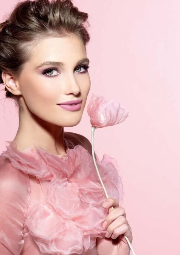 Why Women Think Femininity Is Weakness